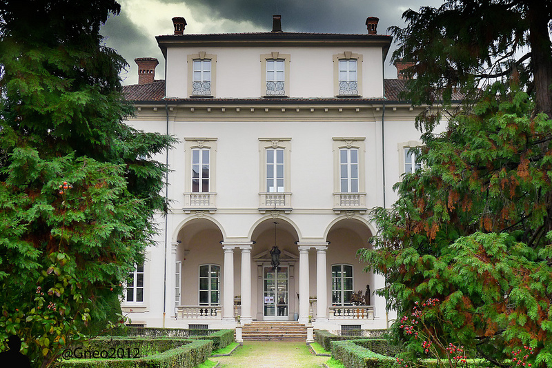 ...VILLA CLERICI(MILANO)..